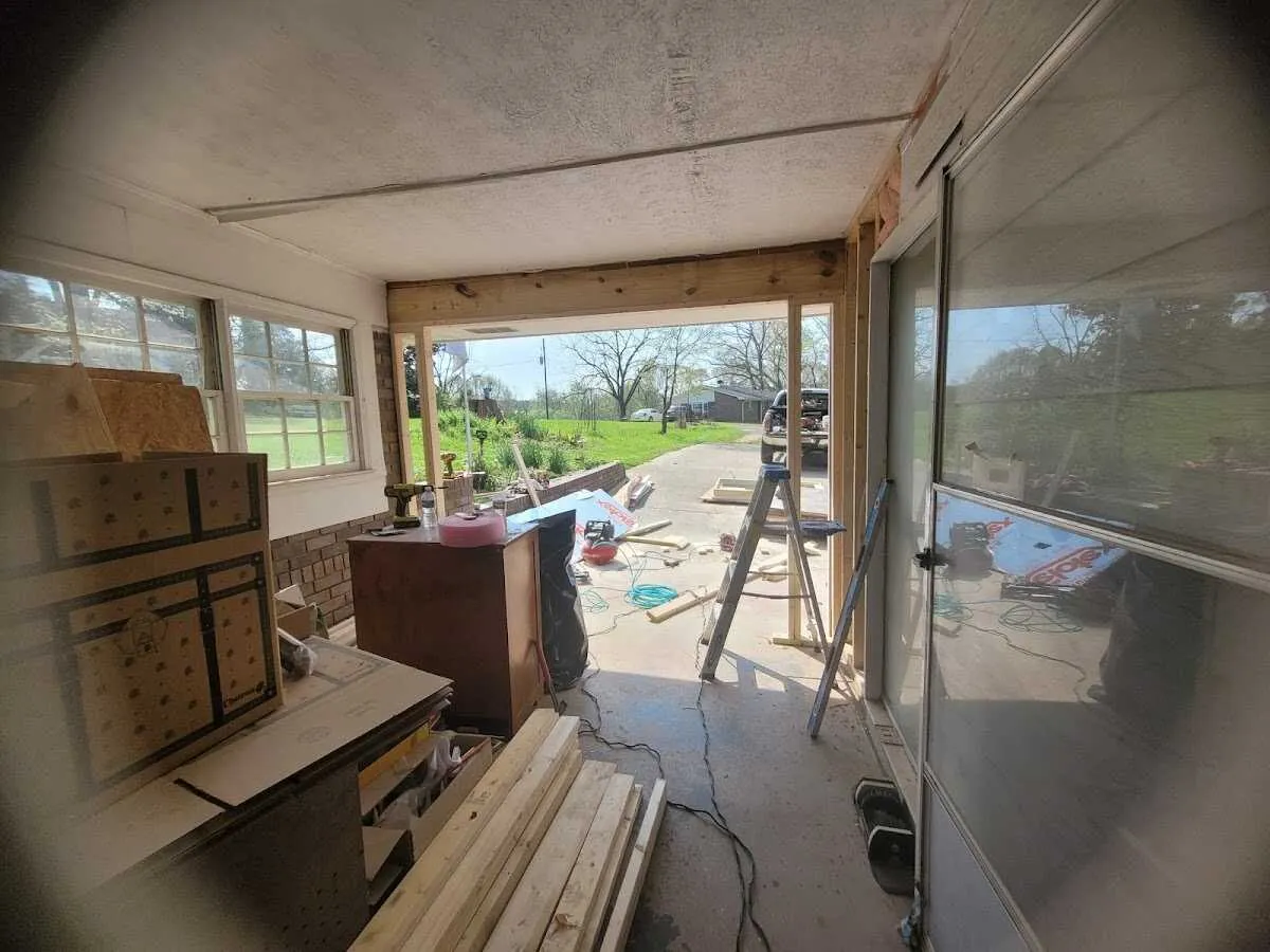 Air movers and dehumidifier for Water Mitigation Services in Franklin Lakes